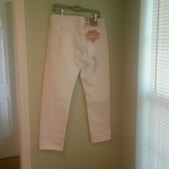 New women's white Levis distressed 501 button fly - Picture 3 of 7